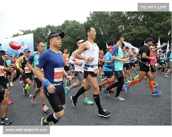 广州马拉松赛成马拉松爱好者“必跑赛事”