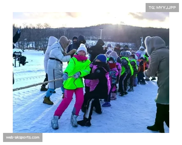 全国青少年冬季阳光体育大会乌鲁木齐开幕，雪地拔河点燃激情