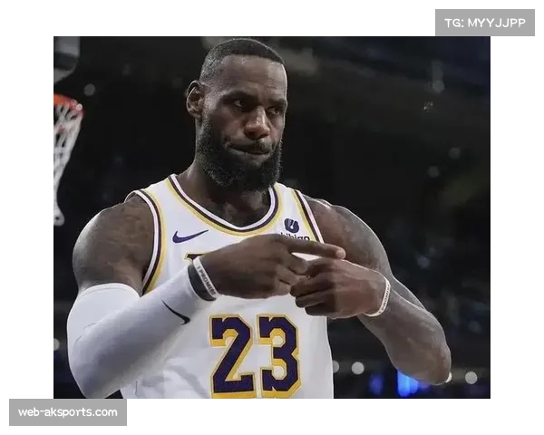 又一项纪录终结！詹姆斯缺席场次达18场，无缘连续21年最佳阵容